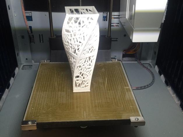 矩形扭曲台灯3D打印模型
