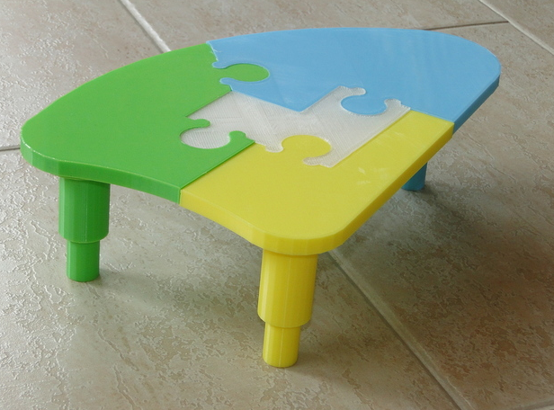 彩色桌子3D打印模型