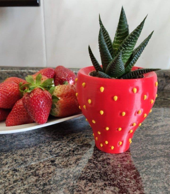 草莓盆栽3D打印模型