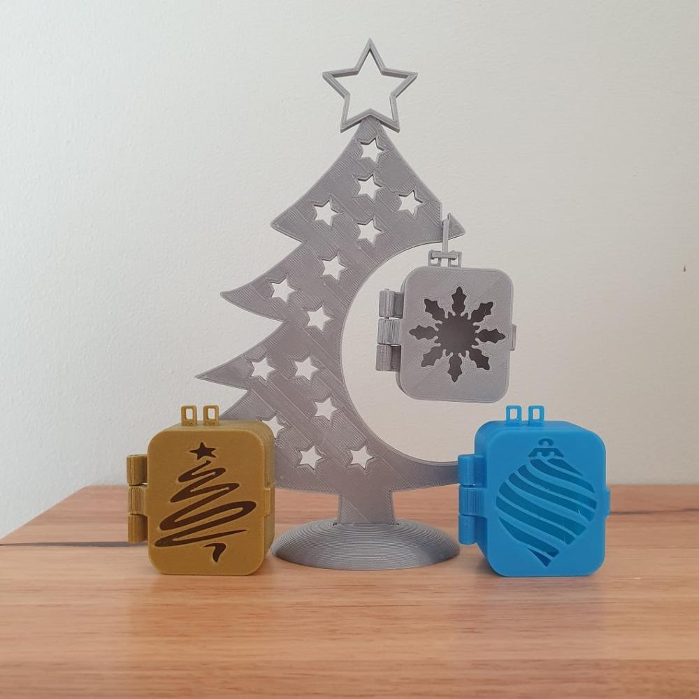 挂在圣诞树上的盒子3D打印模型