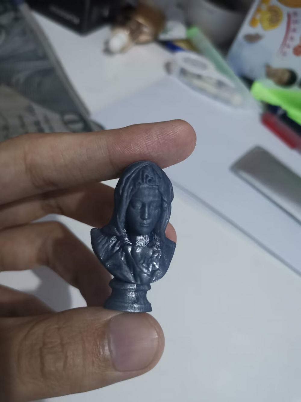 米开朗琪罗-圣母半身像3D打印模型