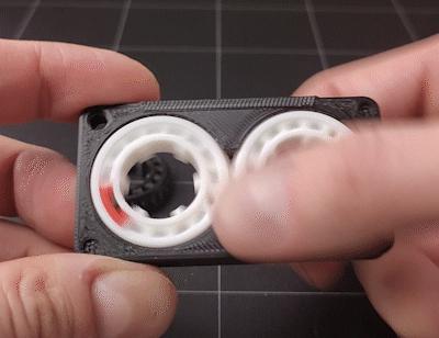 磁带式指尖陀螺3D打印模型