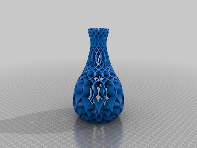 空心扭曲花瓶3D打印模型
