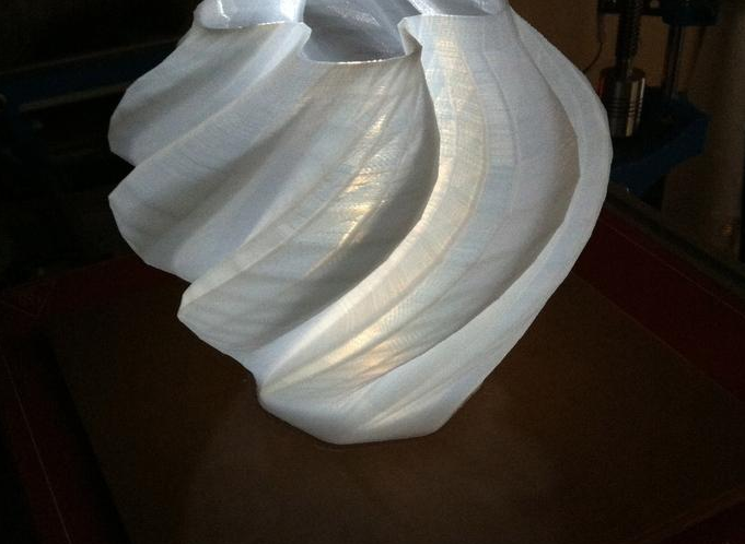 螺旋状花瓶3D打印模型