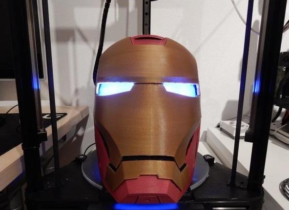 漫威钢铁侠头盔和LED灯眼3D打印模型