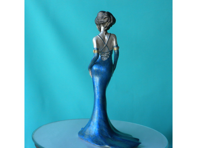 穿礼服的漂亮美女3d打印模型