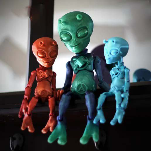 可动的外星人3D打印模型