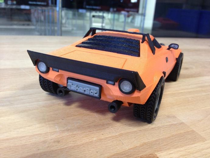蓝旗亚跑车3D打印模型