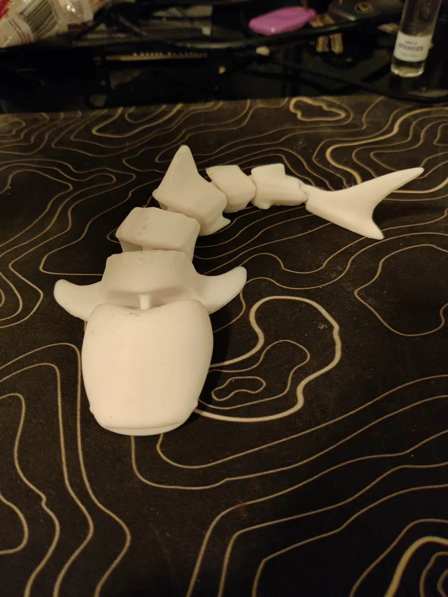 可爱的铰接式鲸鲨3D打印模型