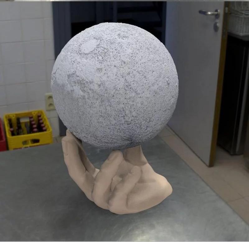 手掌托月球3D打印模型