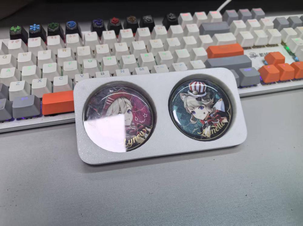 58mm双孔吧唧盒3D打印模型